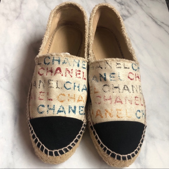 CHANEL Espadrilles in Graffiti with Black Toe RARE - Picture 8 of 16